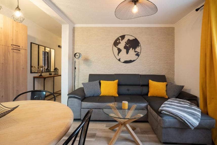 Les Rives Montans Apartment Exterior photo